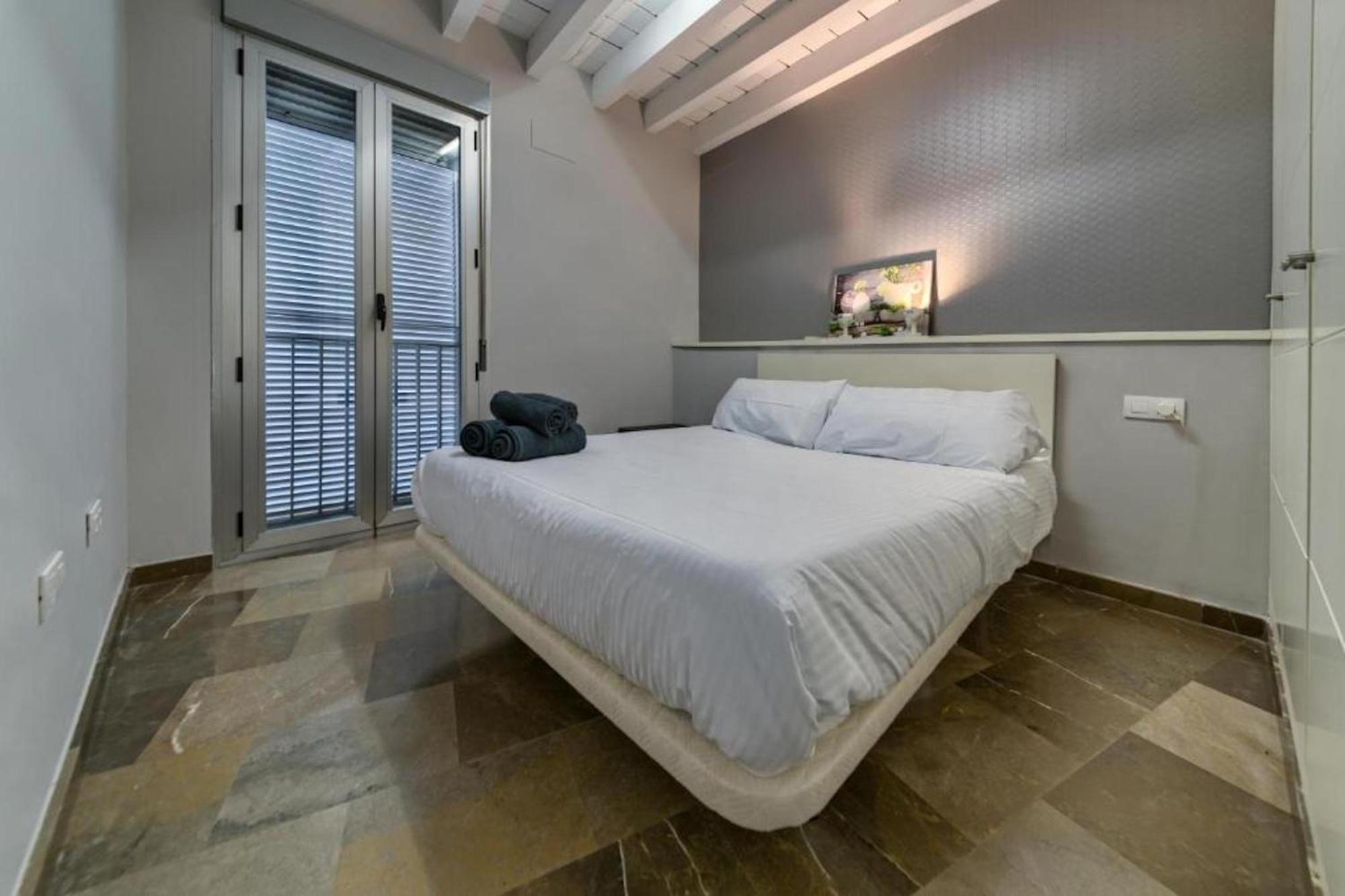 En Casco Historico Con Terraza Comunitaria Y Parking Opcional *