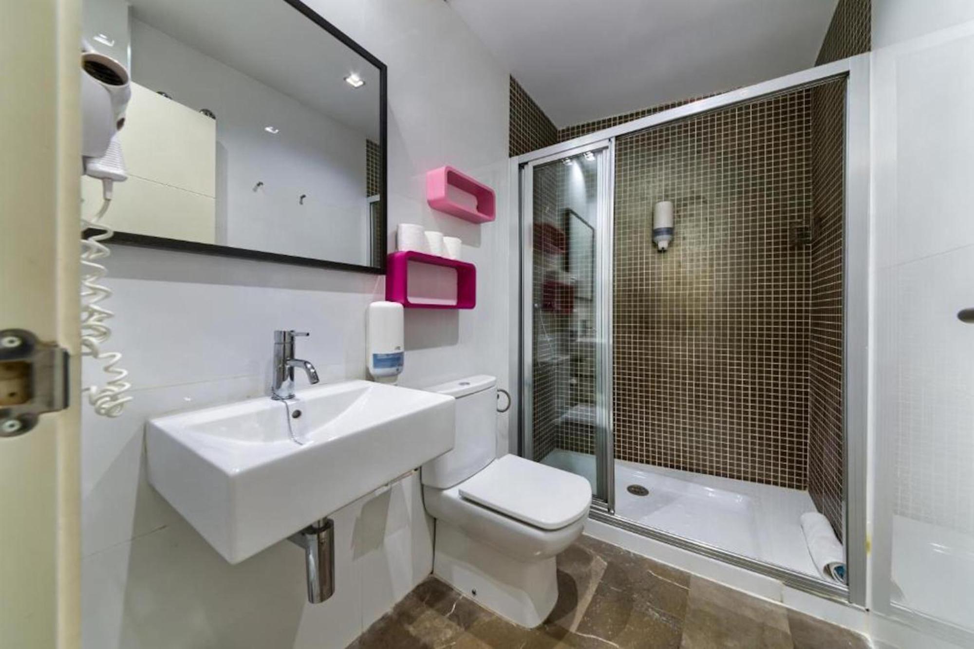En Casco Historico Con Terraza Comunitaria Y Parking Opcional * Granada
