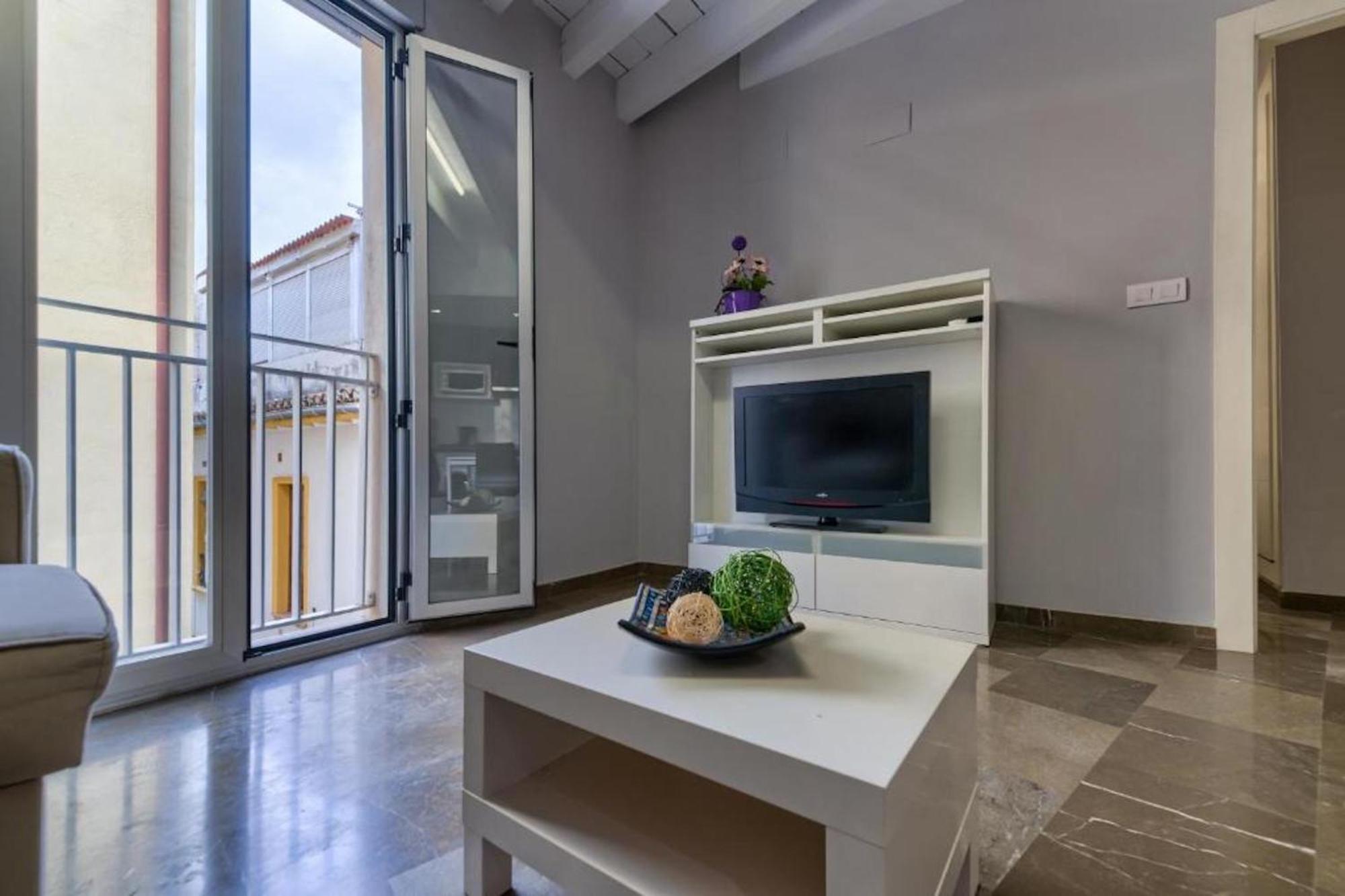 En Casco Historico Con Terraza Comunitaria Y Parking Opcional *