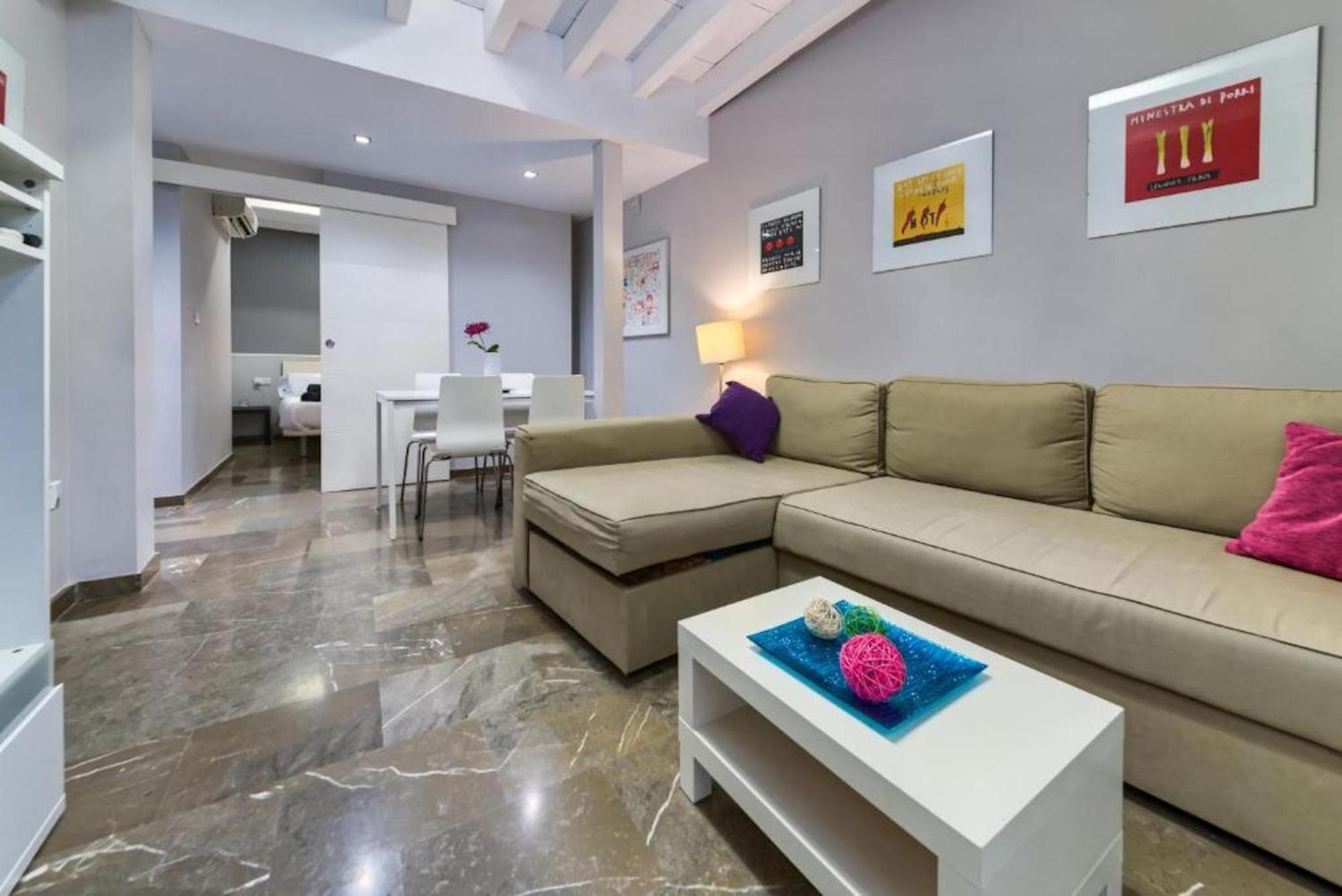 Apartment En Casco Historico Con Terraza Comunitaria Y Parking Opcional *