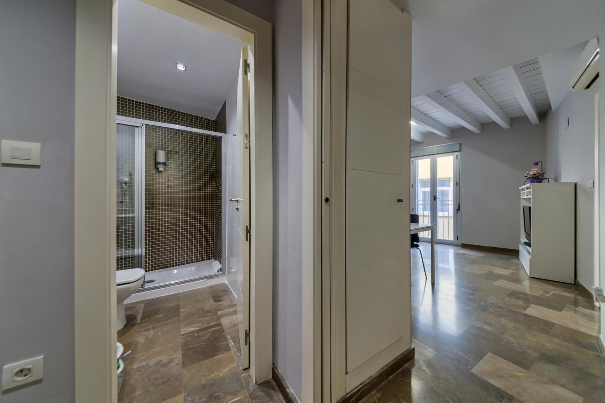 En Casco Historico Con Terraza Comunitaria Y Parking Opcional Apartment